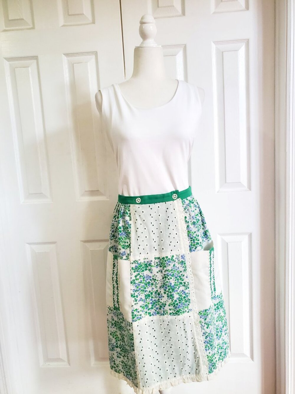 Vintage Reversible Cottagecore Wrap Skirt Green Floral Eyelet Prairie Midi Skirt - Picture 15 of 16